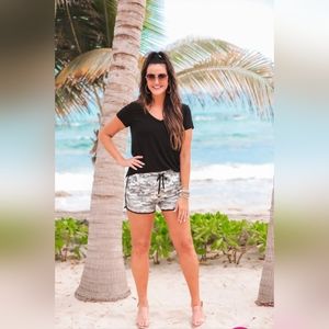 Jess Lea, Women's Commander Grey, Drawstring,   Everyday Shorts, Size L, NWT